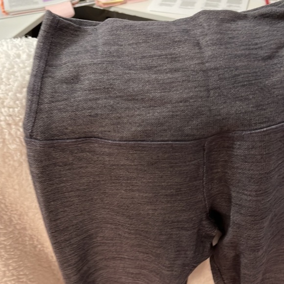 Grey lululemon align leggings - Picture 2 of 4